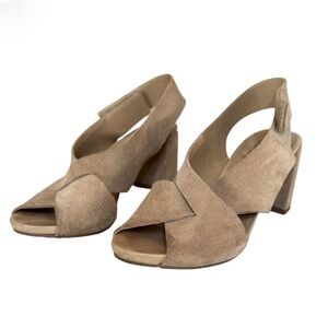 Pedro Garcia Tan Suede Slingback Sandals Block Heel Wedge Cross Strap Sz 37.5 EU